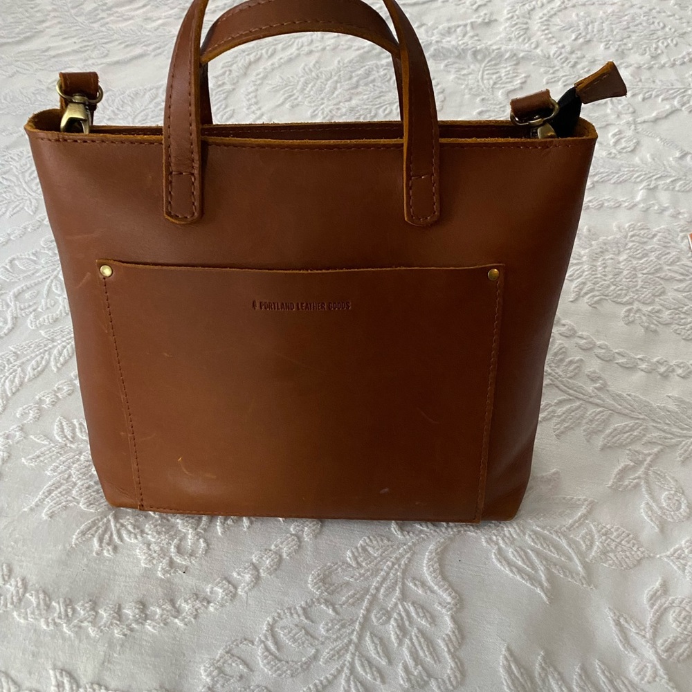 Portland Leather medium tote
